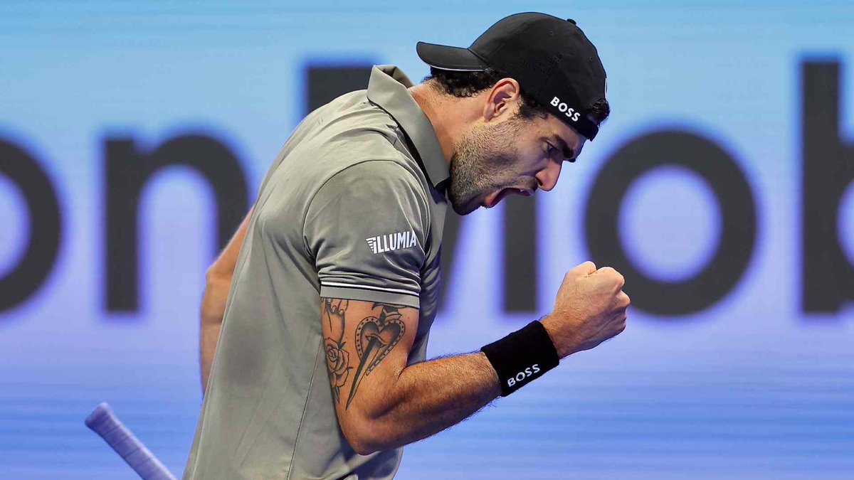 Berrettini festeggia la vittoria con Griekspoor a Doha
