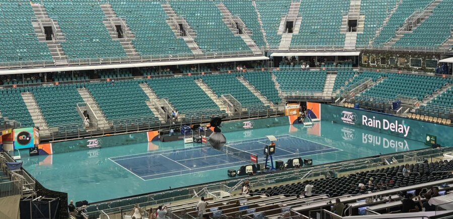 Miami Open investito dalla pioggia