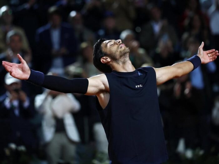 Musetti accede alla semifinale dopo la vittoria su Zverev