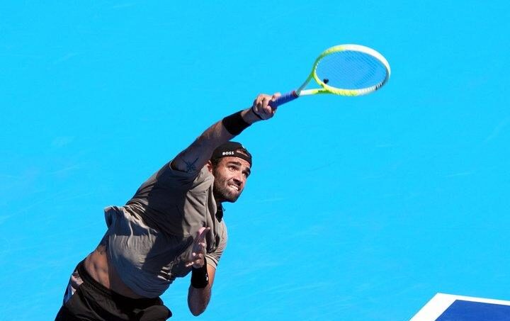 Berrettini in campo a Tokyo