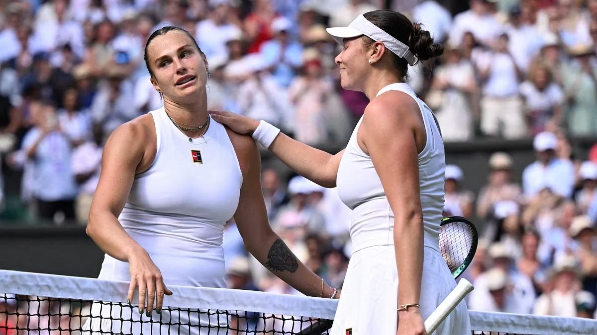 Sabalenka e Anisimova nel loro ultimo incontro in semifinale a Wimbledon 2025 vinto dalla statunitense in tre set