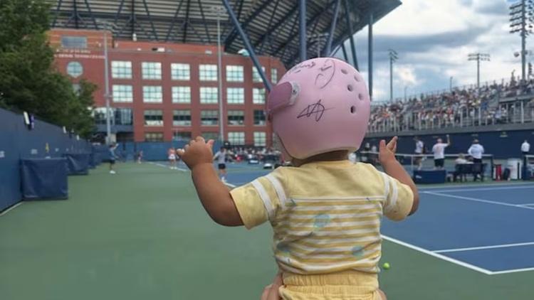 L'elmetto rosa di Stella allo US Open