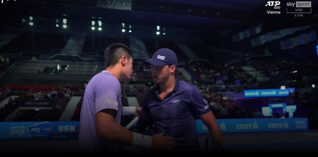 Nakashima supera Darderi al primo turno dell'ATP di Vienna