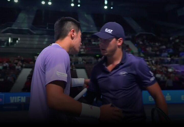 Nakashima supera Darderi al primo turno dell'ATP di Vienna