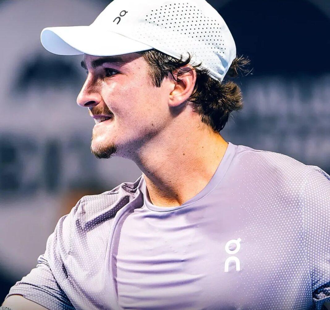 Joao Fonseca batte Giovanni Mpetshi-Perricard al primo turno dell'ATP 500 di Basilea(foto presa da x)