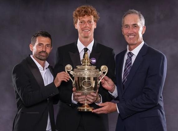 Simone Vagnozzi Jannik Sinner e Darren Cahill