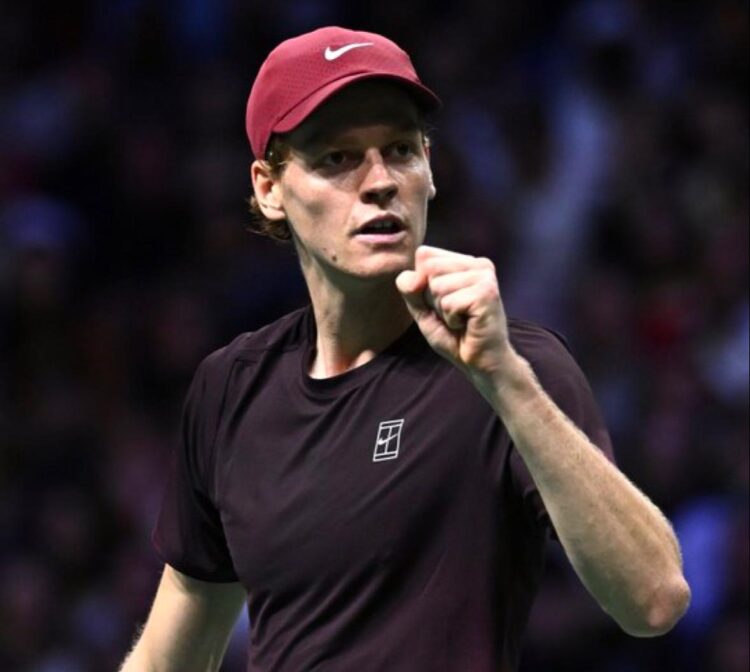 Jannik Sinner supera Ben Shelton nei quarti di finale di Parigi