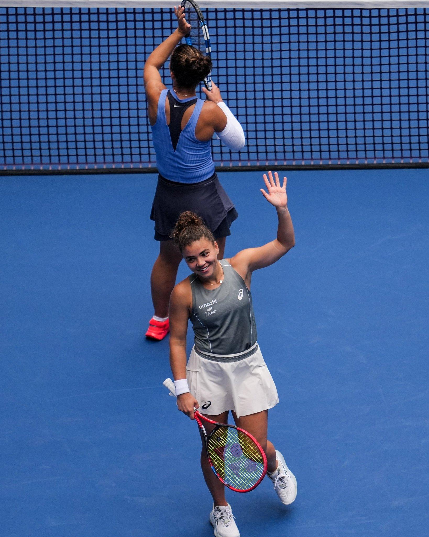 Sara Errani e Jamsine Paolini vicono il match d'esordio alle WTA Finals 2025 di Riad (foto Italia team social)