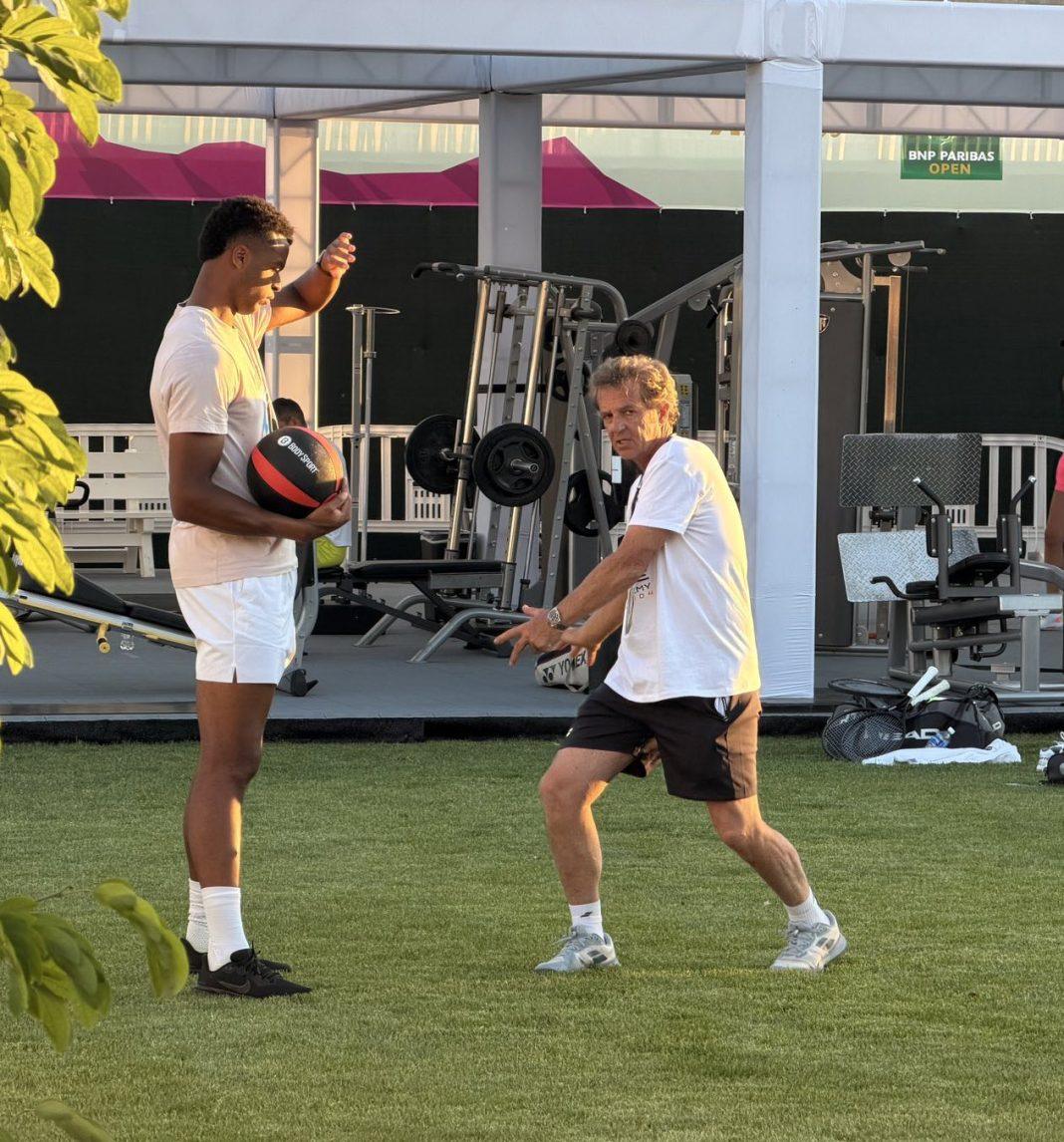 Mpetshi Perricard e Francisco Roig collaborano a Indian Wells
