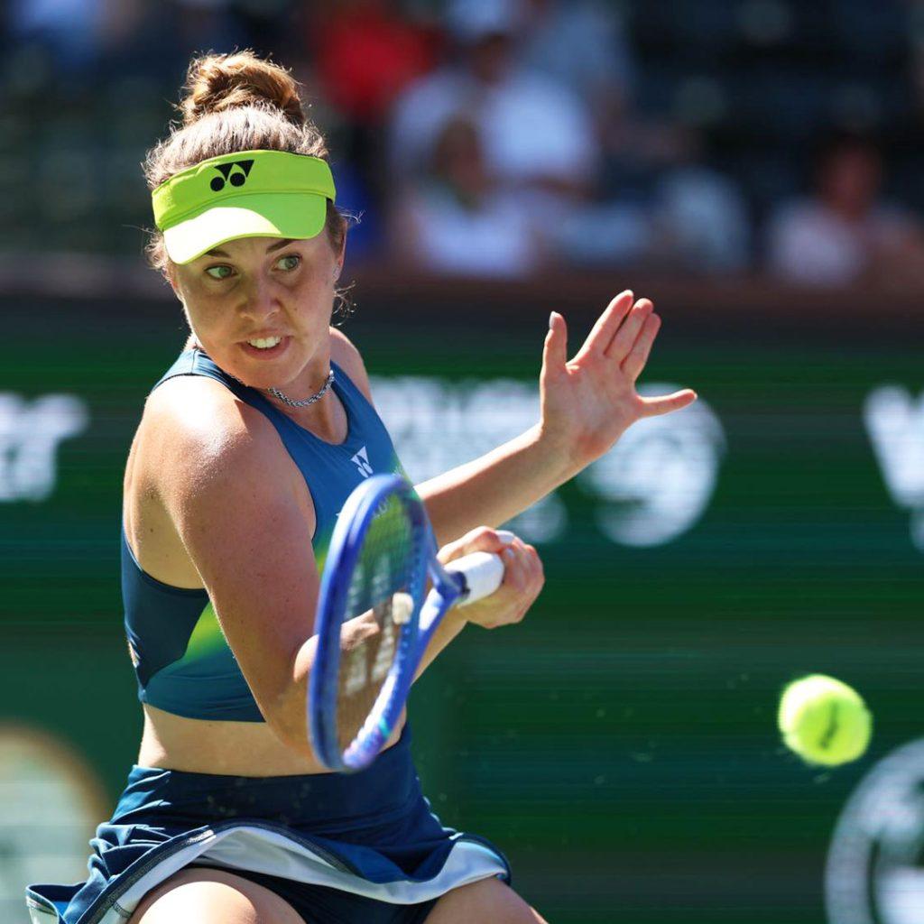 Linda Noskova in azione nel WTA 1000 di Indian Wells 2026