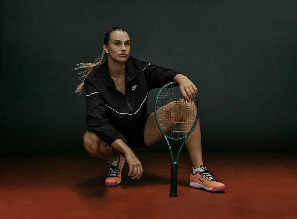 Aryna Sabalenka con la nuova Blade v10