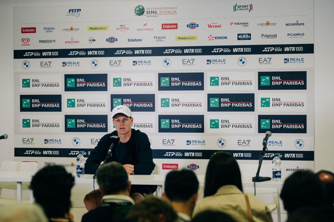 Jannik Sinner nella conferenza stampa pre esordio agli Internazionali d'Italia 2026