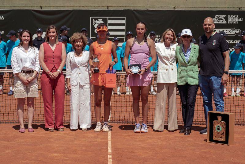 Trofeo Bonfiglio -Premiazione singolare femminile - Foto. Luigi Leonardi