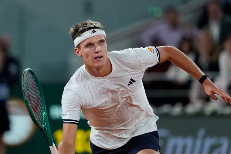 Jakub Mensik è in semifinale al Roland Garros 2026