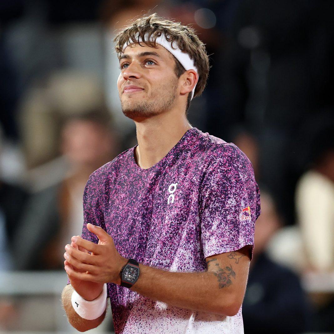 Flavio Cobolli emozionato al Roland Garros 2026