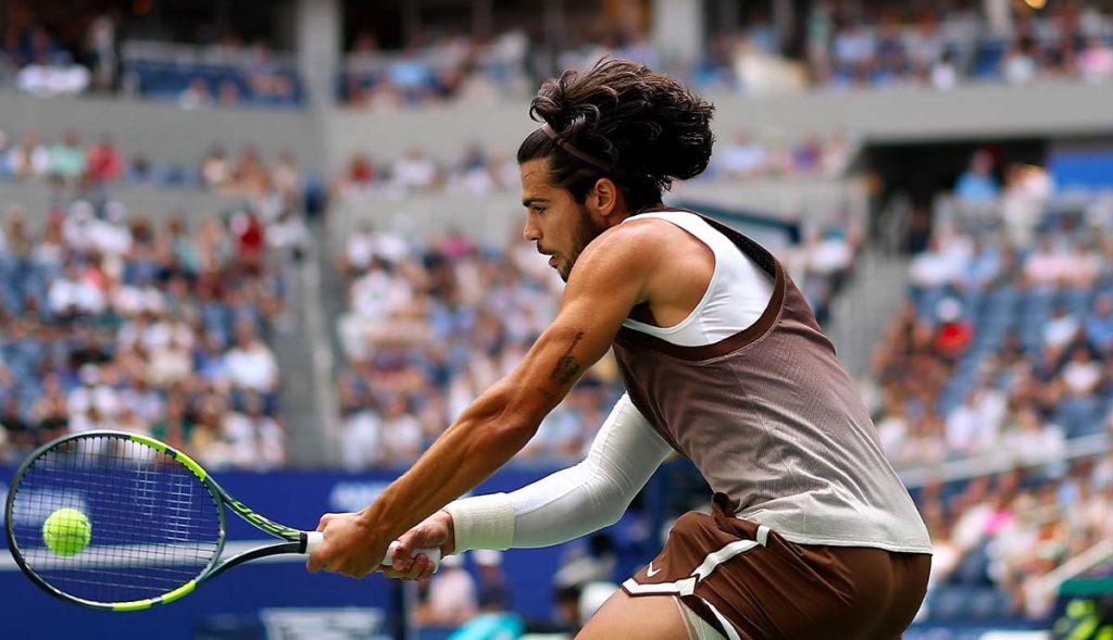Carlos Alcaraz in azione durante una partita degli US Open 2026